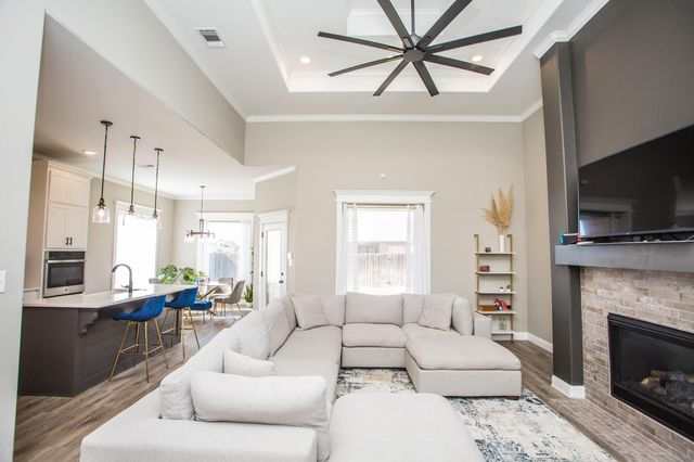 712 N 3rd Street, Wolfforth, TX 79382