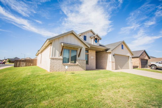 712 N 3rd Street, Wolfforth, TX 79382