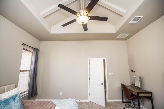 712 N 3rd Street, Wolfforth, TX 79382