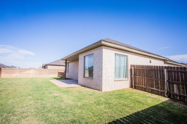 712 N 3rd Street, Wolfforth, TX 79382