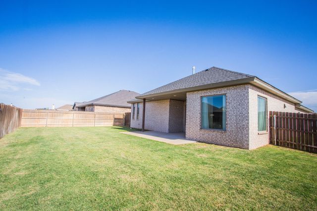 712 N 3rd Street, Wolfforth, TX 79382