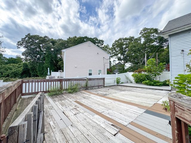 116 Leedham St, Attleboro, MA 02703