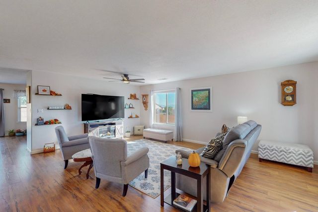 1136 Caramel Court SE, Rio Rancho, NM 87124