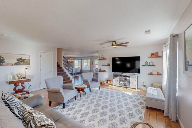 1136 Caramel Court SE, Rio Rancho, NM 87124