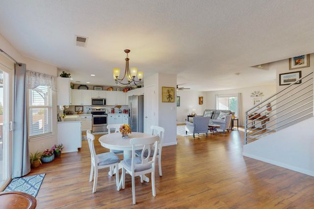 1136 Caramel Court SE, Rio Rancho, NM 87124