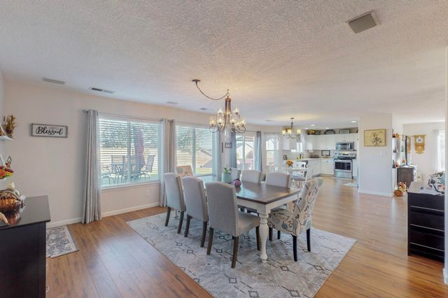 1136 Caramel Court SE, Rio Rancho, NM 87124