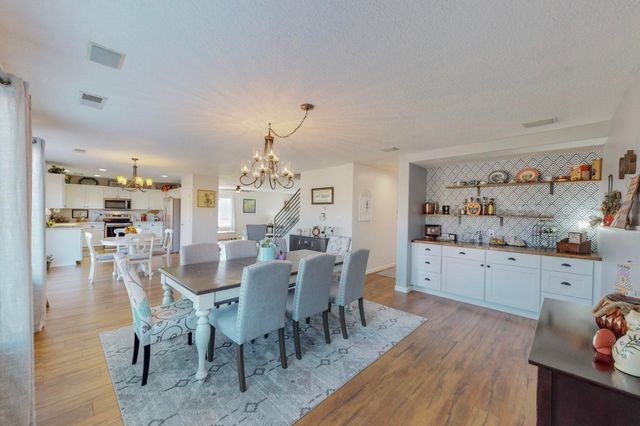 1136 Caramel Court SE, Rio Rancho, NM 87124