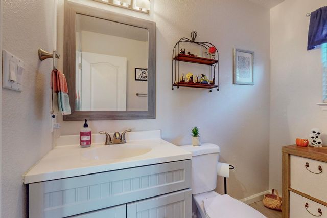 1136 Caramel Court SE, Rio Rancho, NM 87124