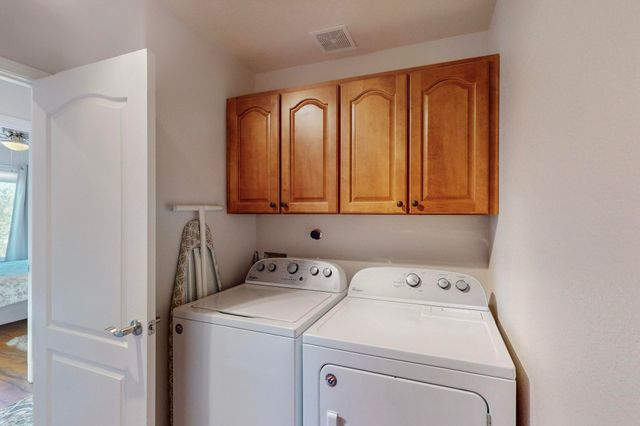 1136 Caramel Court SE, Rio Rancho, NM 87124