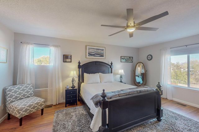 1136 Caramel Court SE, Rio Rancho, NM 87124