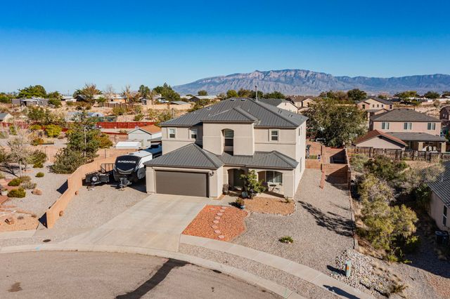 1136 Caramel Court SE, Rio Rancho, NM 87124
