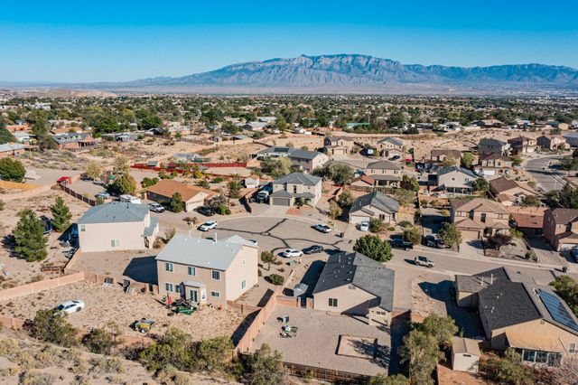 1136 Caramel Court SE, Rio Rancho, NM 87124