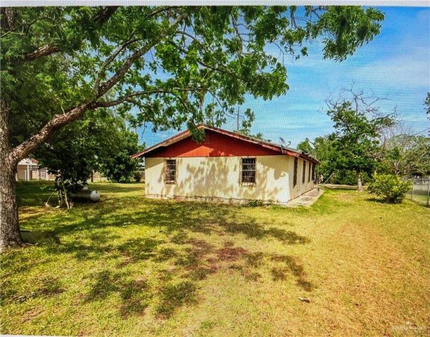 1202 S Tio Avenue, Weslaco, TX 78596