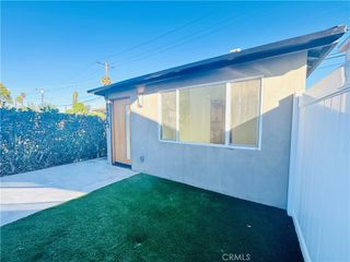 6860 1/2 Aura Avenue, Reseda, CA 91335