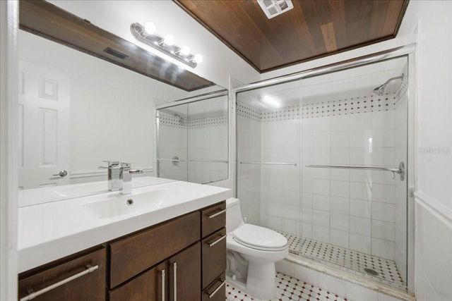 700 DRUID WAY, Lutz, FL 33548