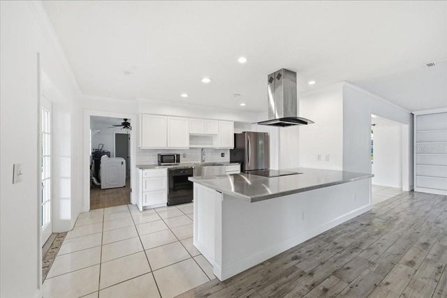 700 DRUID WAY, Lutz, FL 33548