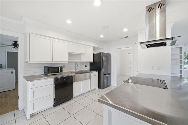 700 DRUID WAY, Lutz, FL 33548