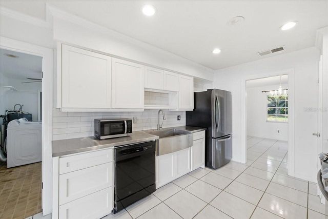 700 DRUID WAY, Lutz, FL 33548