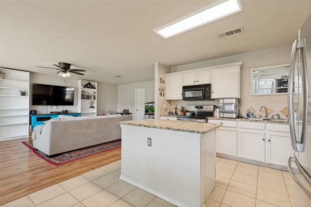 605 Rock Brook Drive, Forney, TX 75126