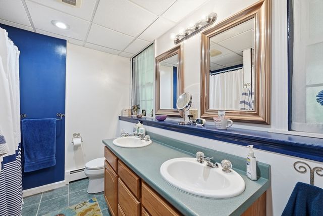 998 Guelphwood Road, Southbridge, MA 01550