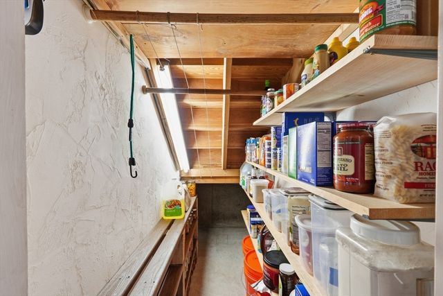 998 Guelphwood Road, Southbridge, MA 01550