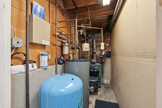 998 Guelphwood Road, Southbridge, MA 01550