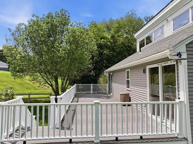 998 Guelphwood Road, Southbridge, MA 01550