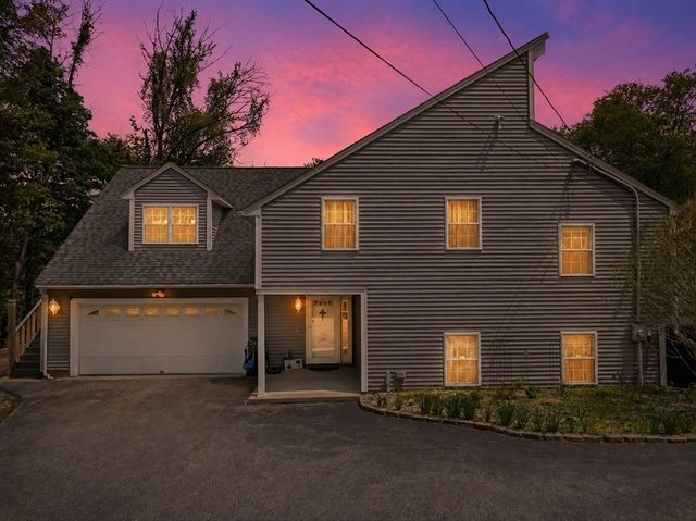 998 Guelphwood Road, Southbridge, MA 01550