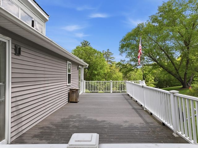 998 Guelphwood Road, Southbridge, MA 01550