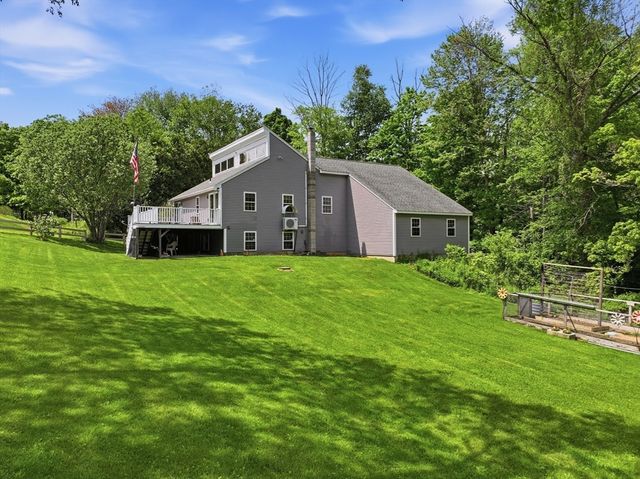 998 Guelphwood Road, Southbridge, MA 01550