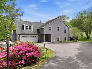 998 Guelphwood Road, Southbridge, MA 01550