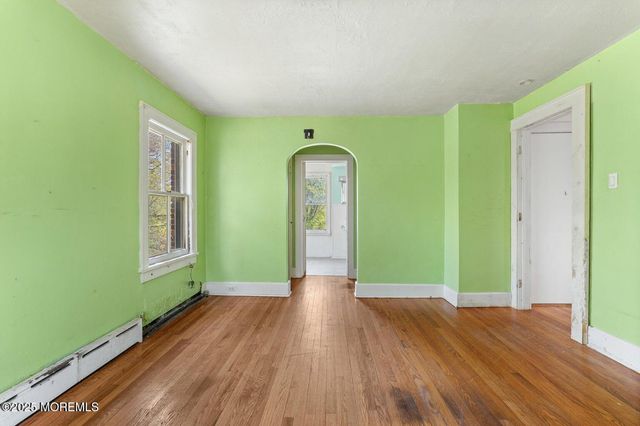 74 Reynolds Drive, Eatontown, NJ 07724