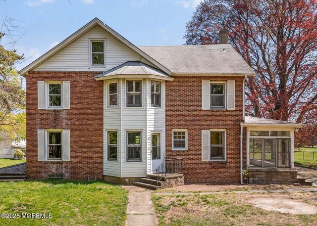 74 Reynolds Drive, Eatontown, NJ 07724