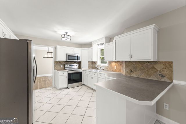 428 Pointe Willow Drive, Cleveland, GA 30528