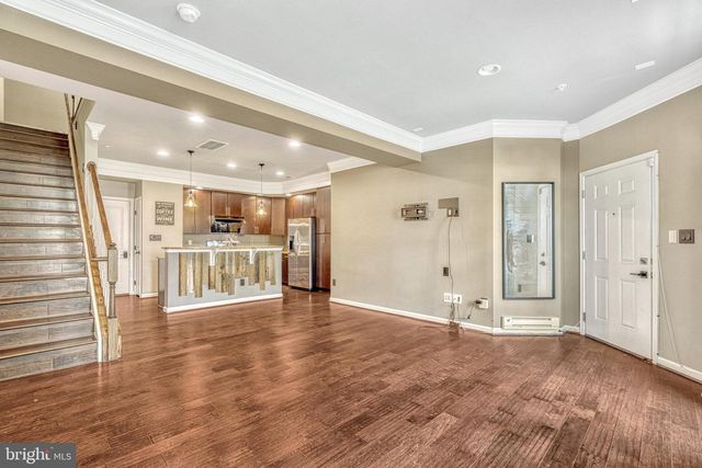 24678 FOOTED RIDGE TER, Sterling, VA 20166