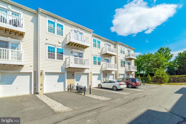 24678 FOOTED RIDGE TER, Sterling, VA 20166