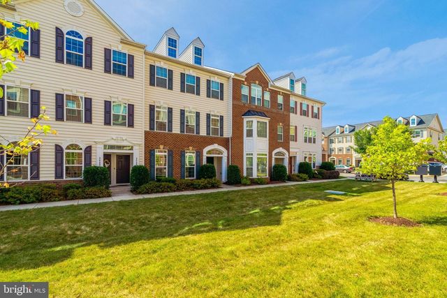 24678 FOOTED RIDGE TER, Sterling, VA 20166