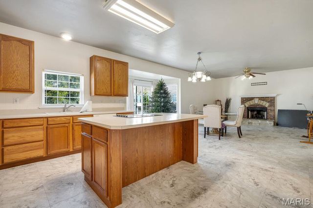 801 Dacotah Drive, Dardenne Prairie, MO 63368