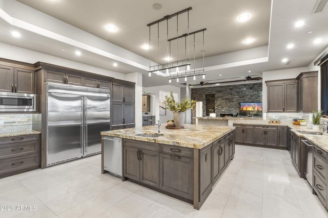 10205 E HAPPY VALLEY Road, Scottsdale, AZ 85255