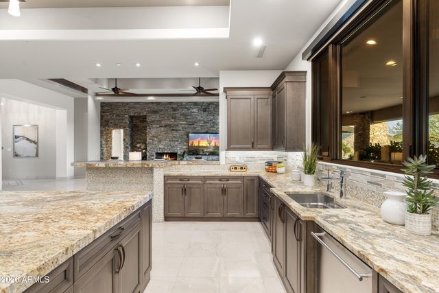 10205 E HAPPY VALLEY Road, Scottsdale, AZ 85255