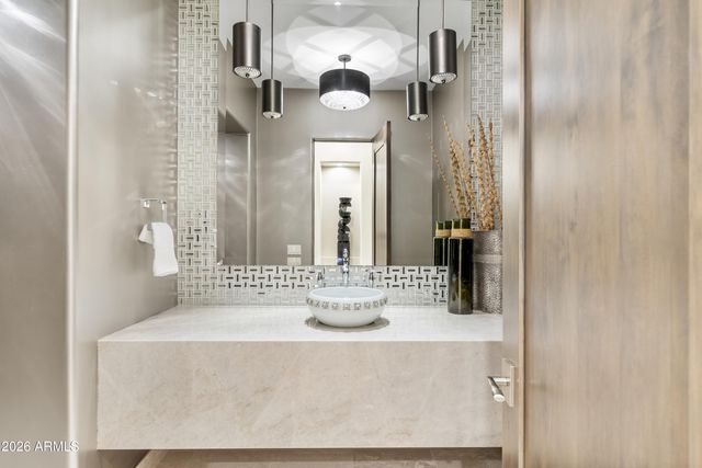 10205 E HAPPY VALLEY Road, Scottsdale, AZ 85255