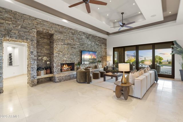 10205 E HAPPY VALLEY Road, Scottsdale, AZ 85255