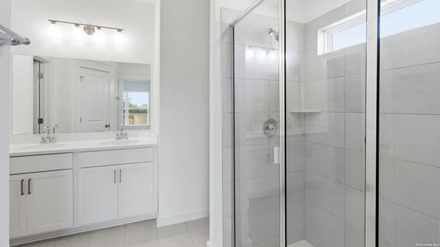 3506 WHITE CLOUD Drive, New Braunfels, TX 78130