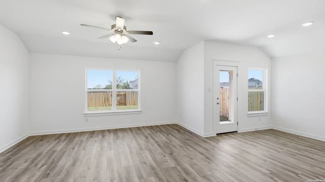 3506 WHITE CLOUD Drive, New Braunfels, TX 78130