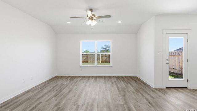 3506 WHITE CLOUD Drive, New Braunfels, TX 78130