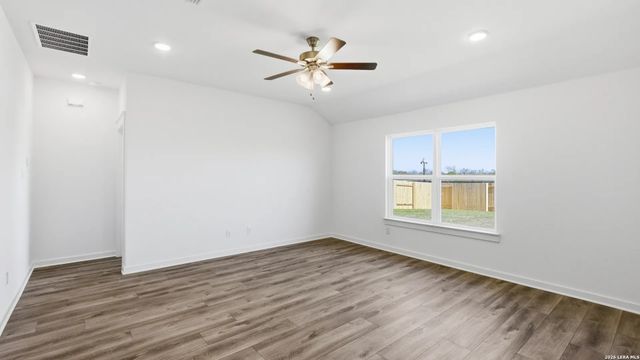 3506 WHITE CLOUD Drive, New Braunfels, TX 78130