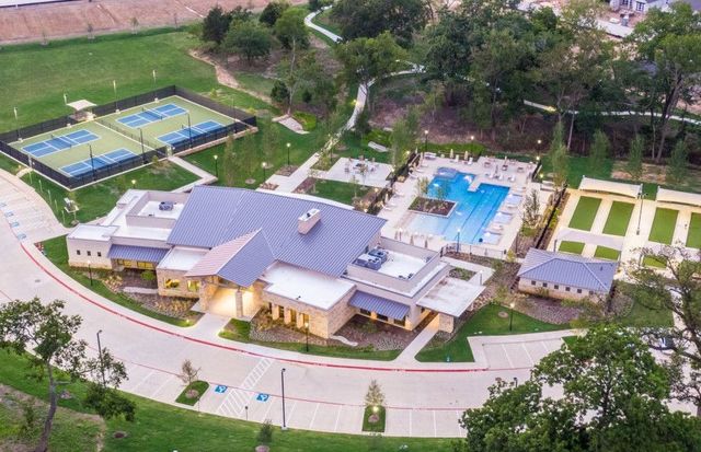 308 Sleepy Willow Lane, Mckinney, TX 75071