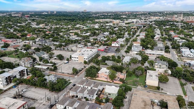 142 E MYRTLE ST, San Antonio, TX 78212