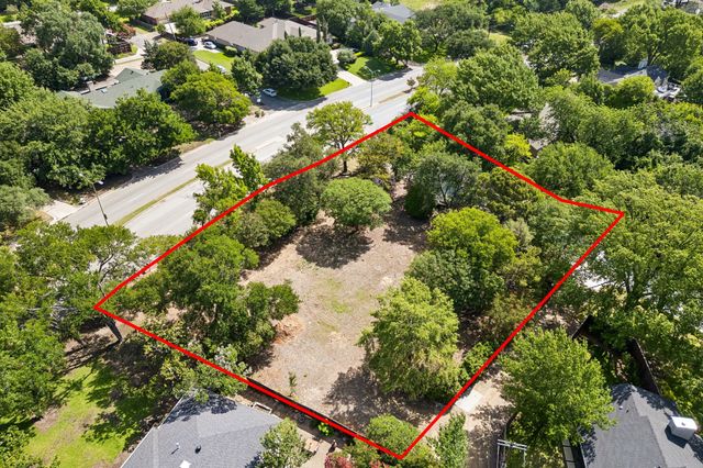 7058 Spring Valley Road, Dallas, TX 75254