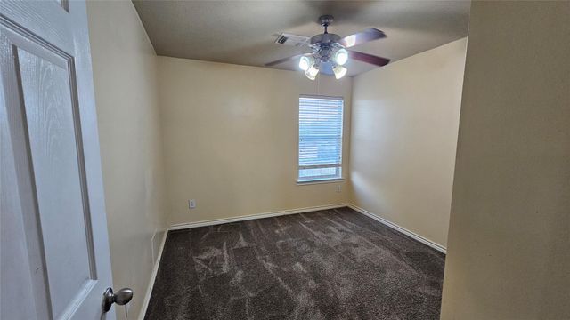 2320 Shady Pine Drive, Conroe, TX 77301
